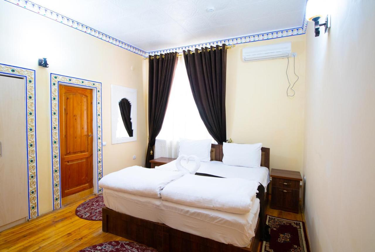 Bukhara Zaringiz Hotel Bagian luar foto