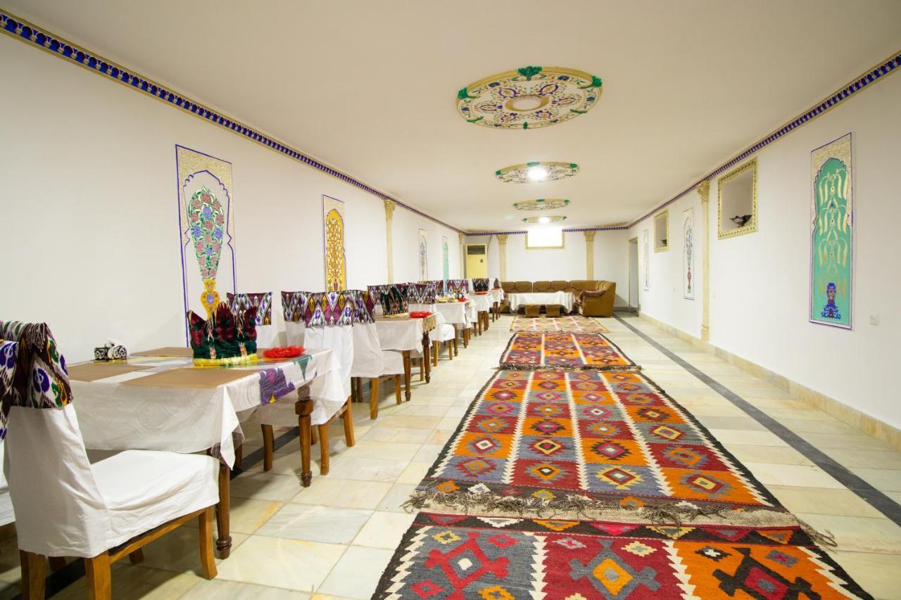 Bukhara Zaringiz Hotel Bagian luar foto