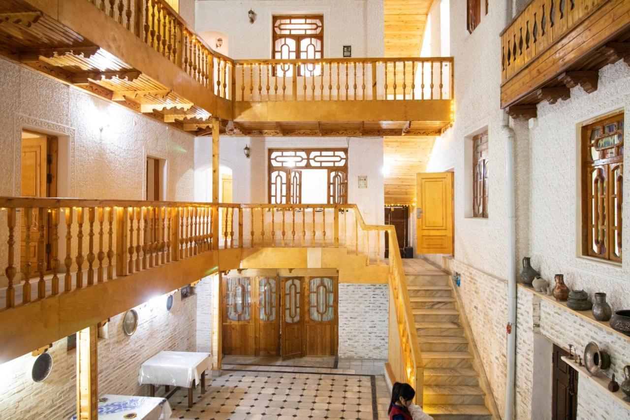 Bukhara Zaringiz Hotel Bagian luar foto