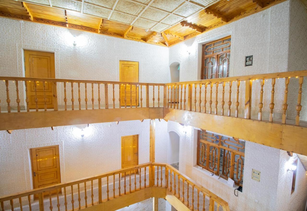 Bukhara Zaringiz Hotel Bagian luar foto