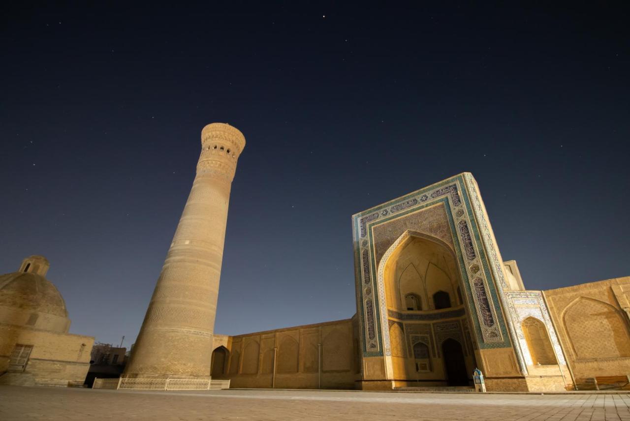 Bukhara Zaringiz Hotel Bagian luar foto